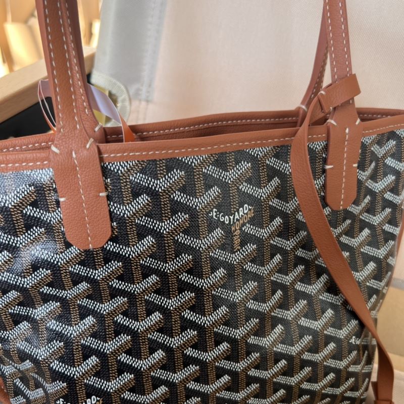 Goyard Shopping Bags